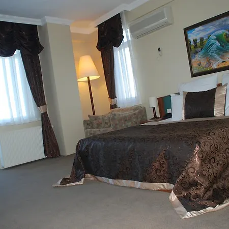 Diapolis Hotel 4*